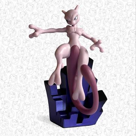 PREVENTA 30th Celebration - Mewtwo Figure Collection